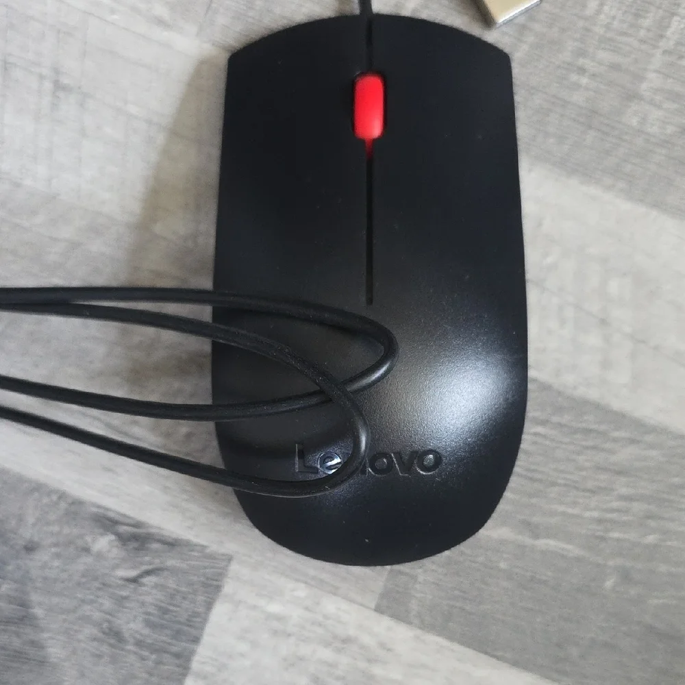 NWOT, Lenovo • Black USB Wired Optical Mouse